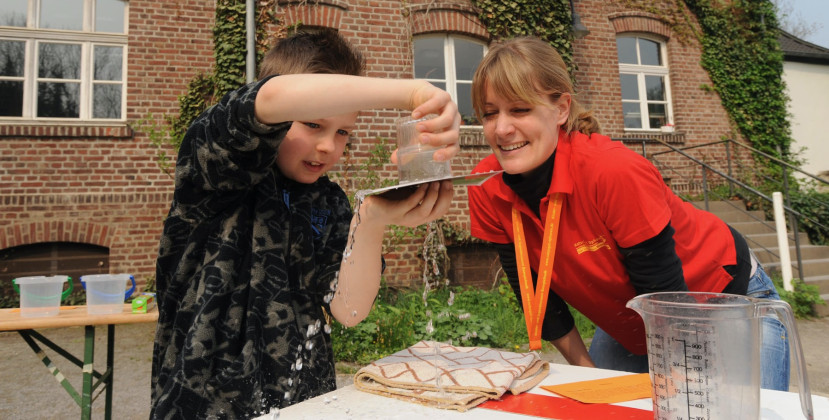Was kann Wasser? NaturGut Ranger forschen mit Kindern