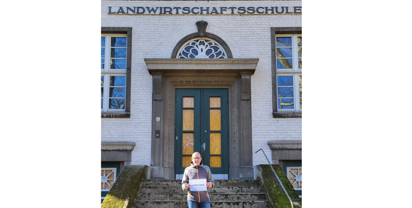 Wird die ehemalige Landwirtschaftsschule in Opladen verkauft?